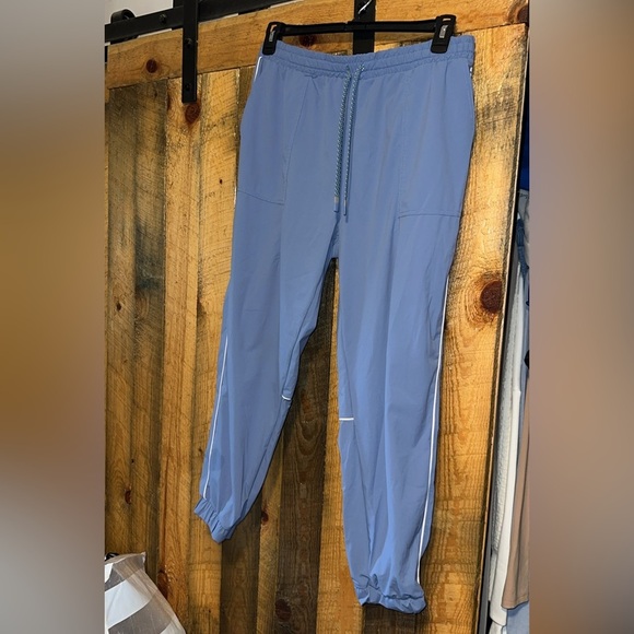 Fabletics joggers - Picture 1 of 1